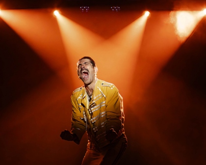 Je vis avec Freddie Mercury